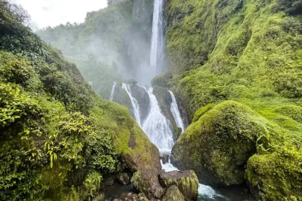 citabur cascada cianjur en Indonesia